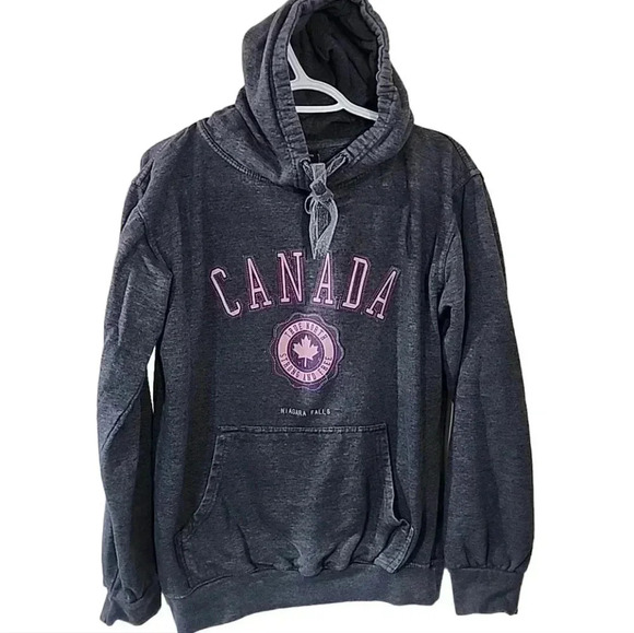 Canada Athletics Sweatshirt hoodie. Size Xlarge - Picture 2 of 6